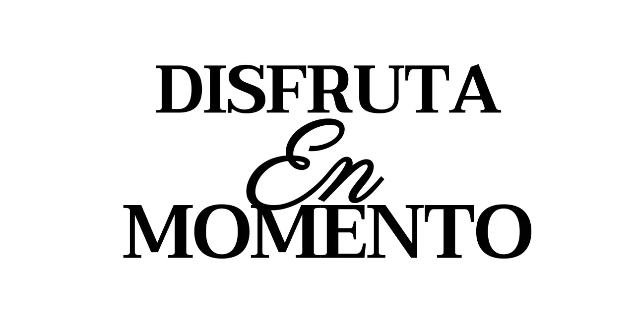 Letras lujosas con una combinación de serifas y cursivas