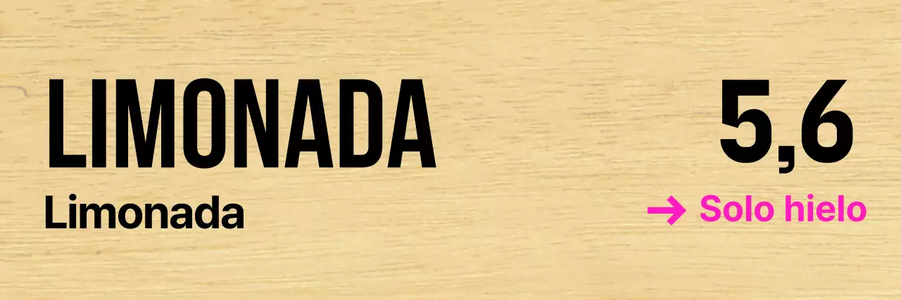 Café con letras negras y detalles en rosa