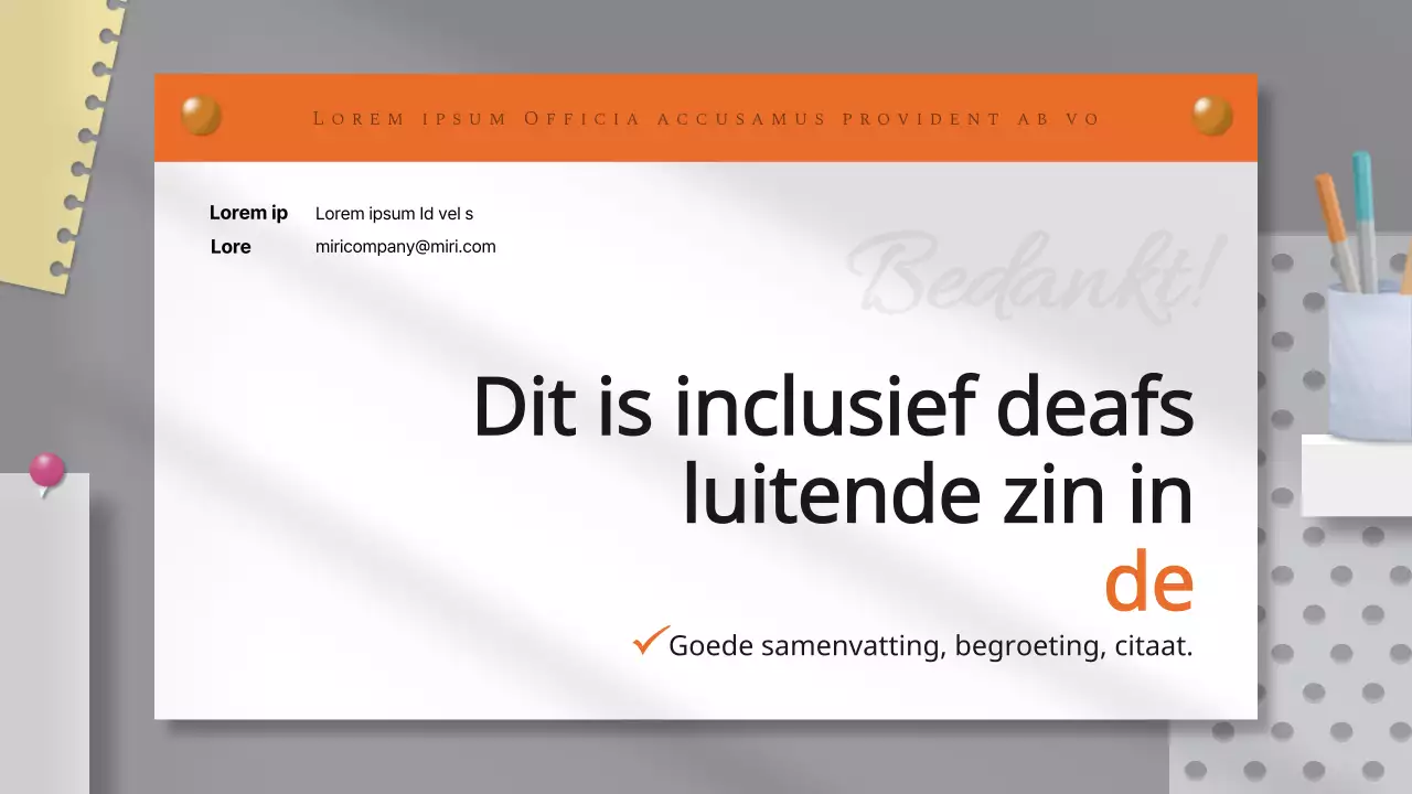 Een inleiding met een eenvoudige achtergrond van oranje en grijs