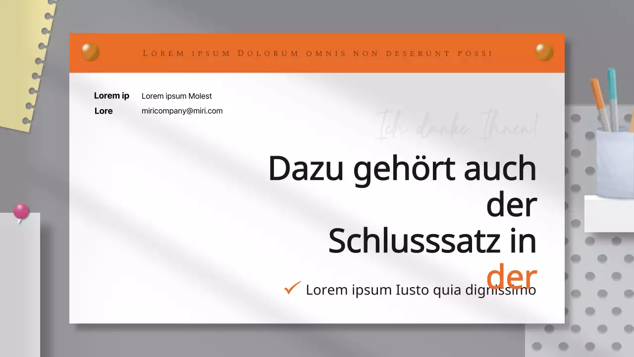 Eine Einführung mit einem einfachen Hintergrund aus Orange und Grau