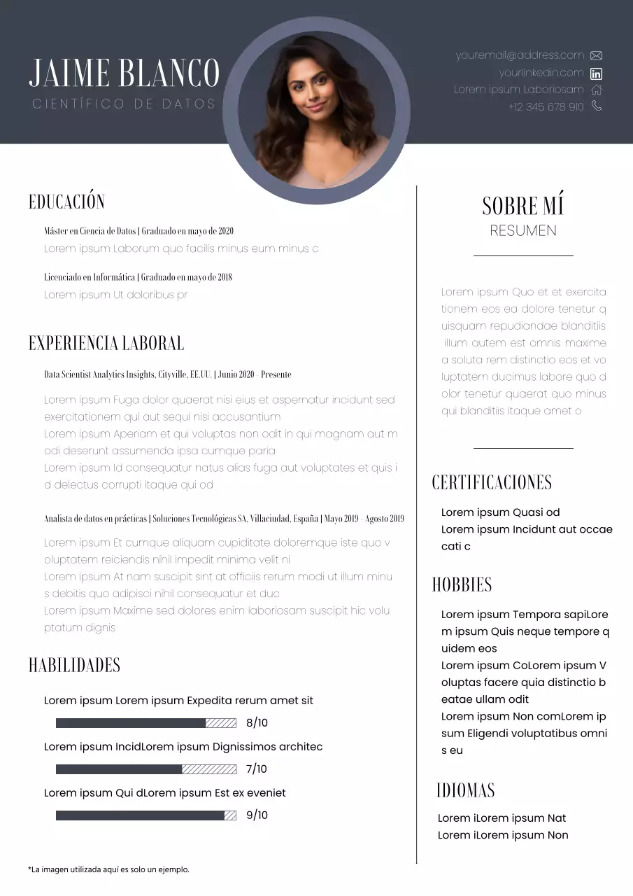Currículum vitae de científico de datos moderno en gris y blanco