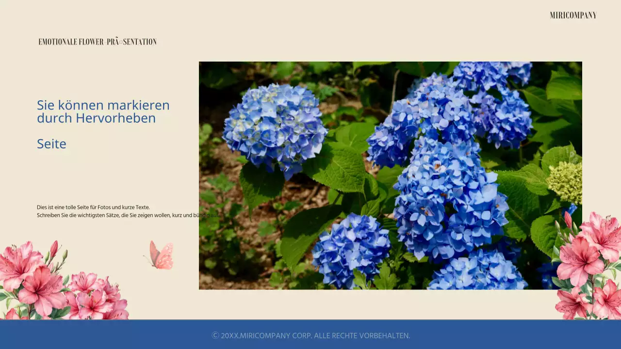 Einfache und sentimentale Frühlingsblumenpräsentation in Blau und Elfenbein