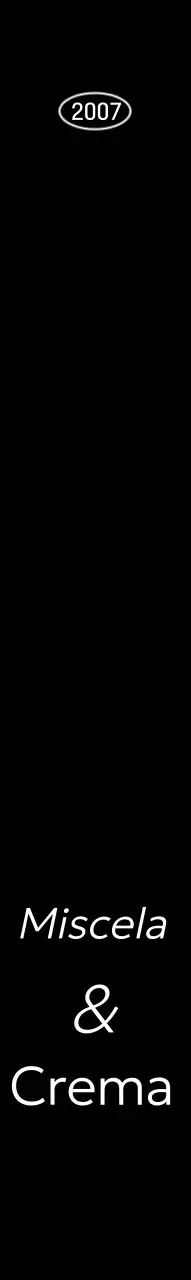 Una caffetteria pulita, in bianco e nero