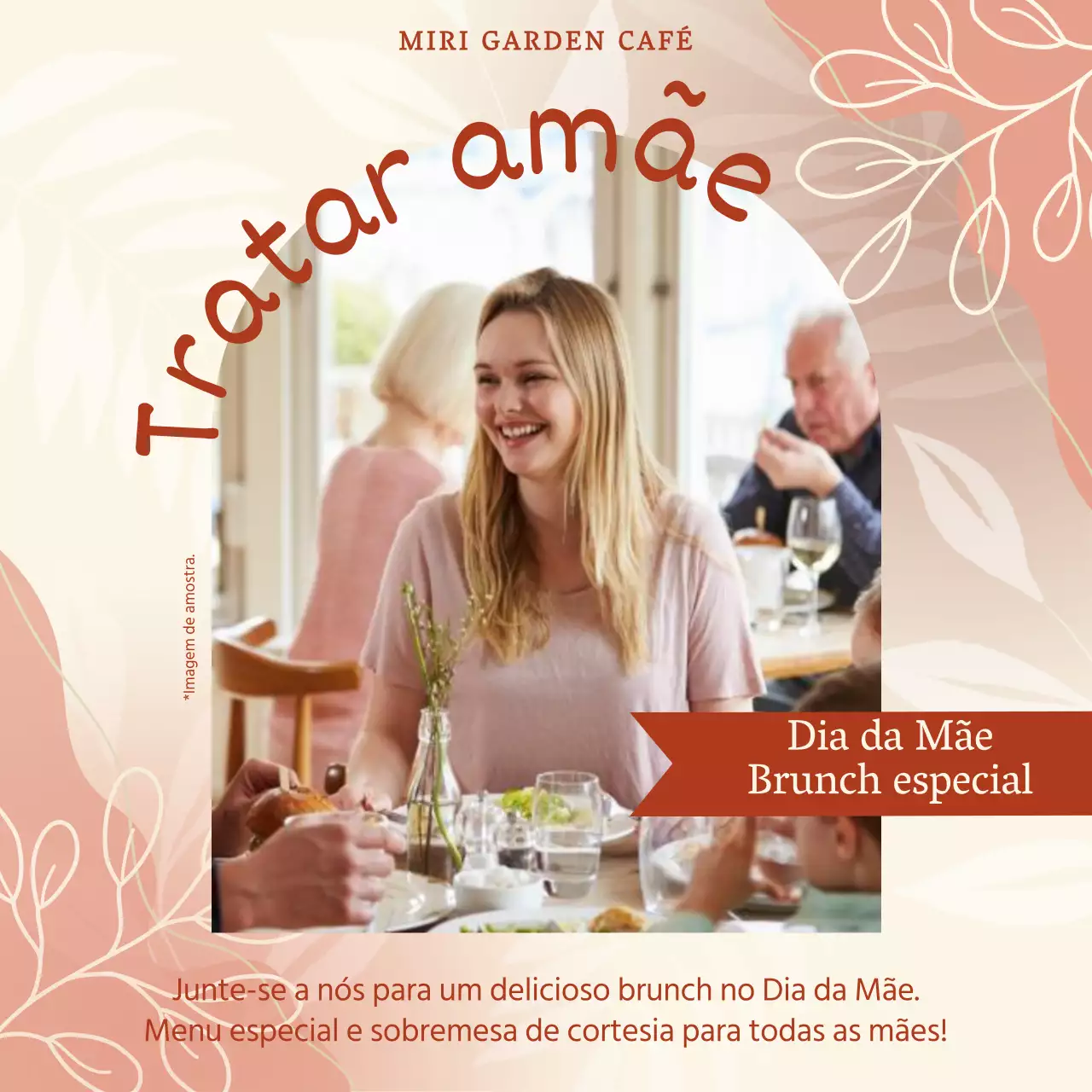 Anúncio de brunch rosa e bege para o Dia da Mãe