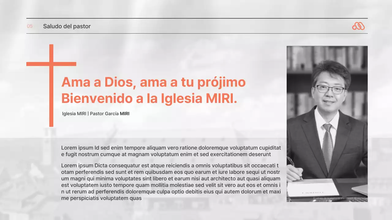 Una carta de presentación sencilla, en naranja y blanco y negro