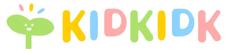 Diseño en color de cafetería infantil con icono de capullo sonriente