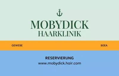 Gestaltung mit gedämpften Farben und typografischer Platzierung