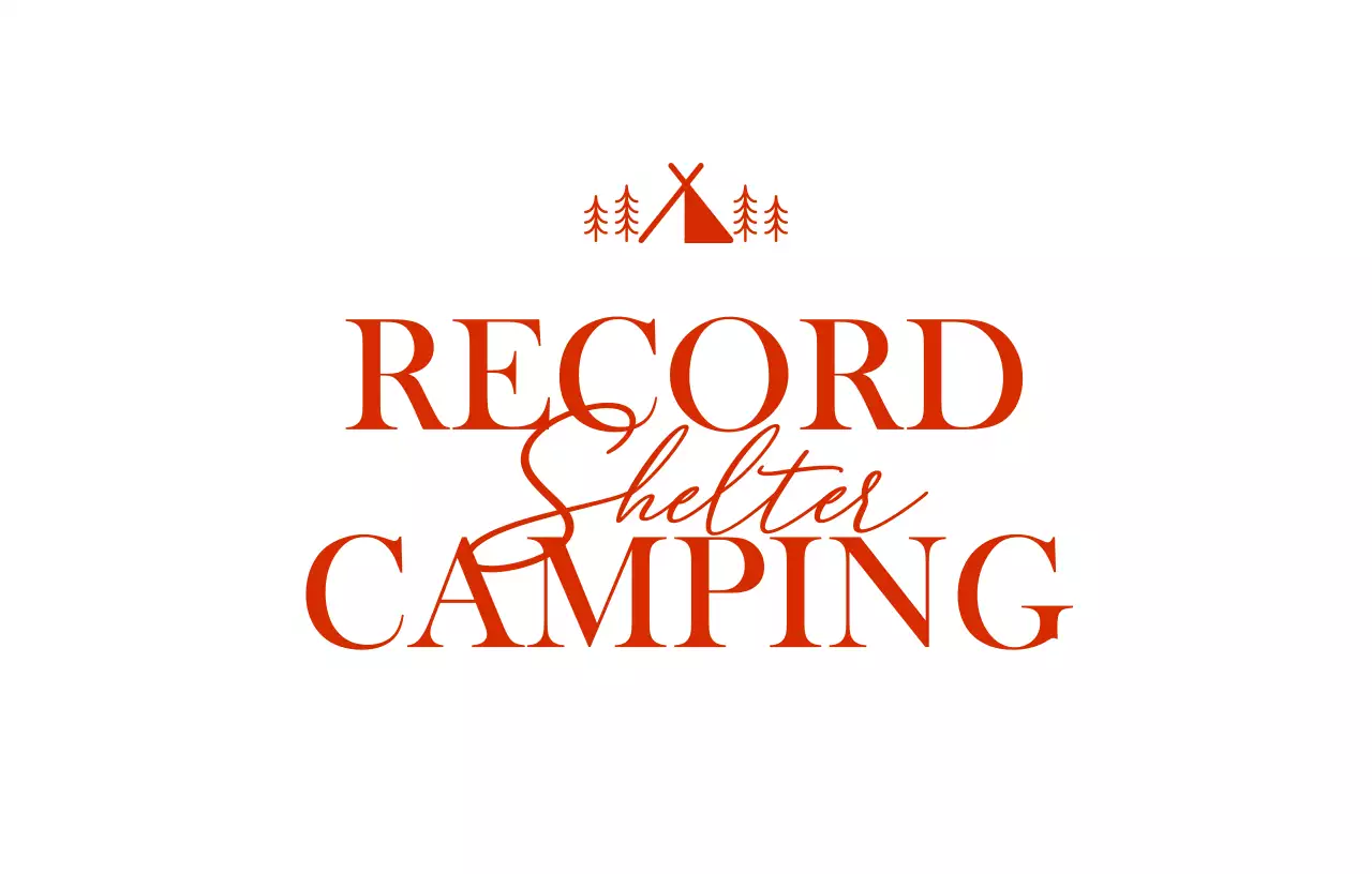 テントと木のイラストが描かれたキャンプショップ