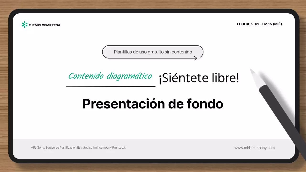 Presentación con fondo verde y gris sencillo y sólo elementos