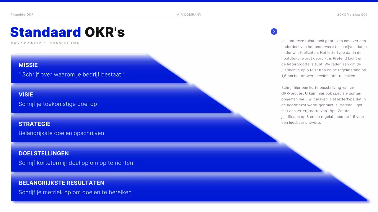 Modern OKR-rapport in blauw en wit