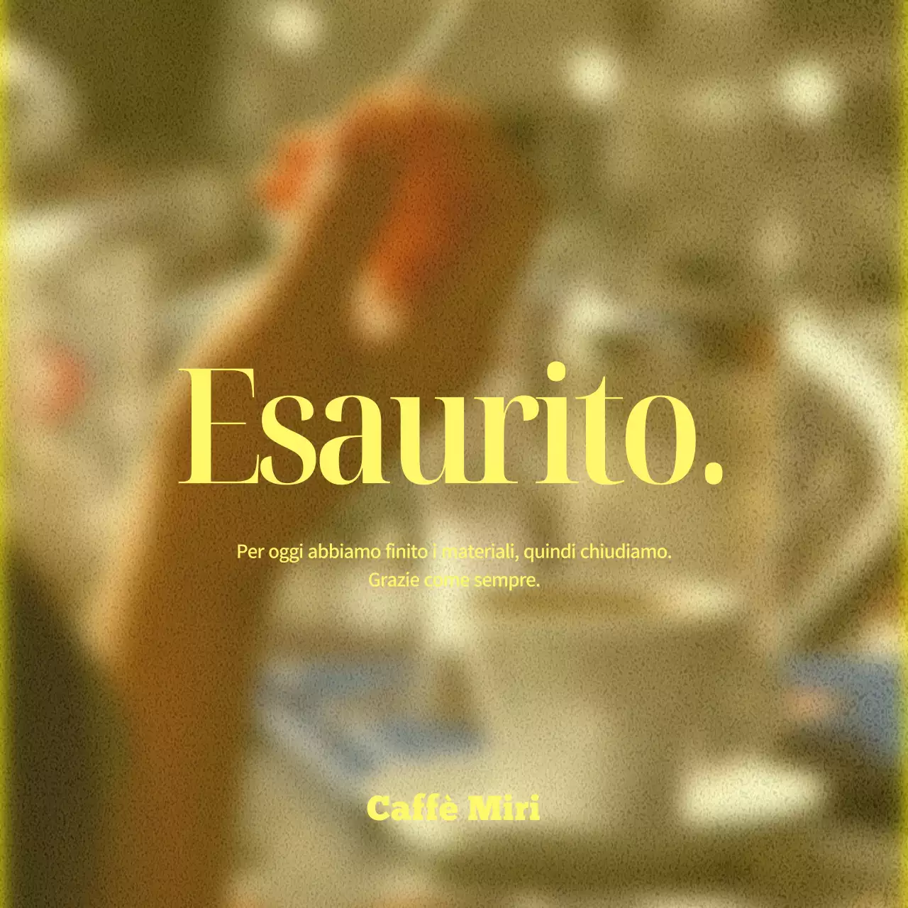 Postazione di design per il proprietario di un caffè alla moda in giallo e nero