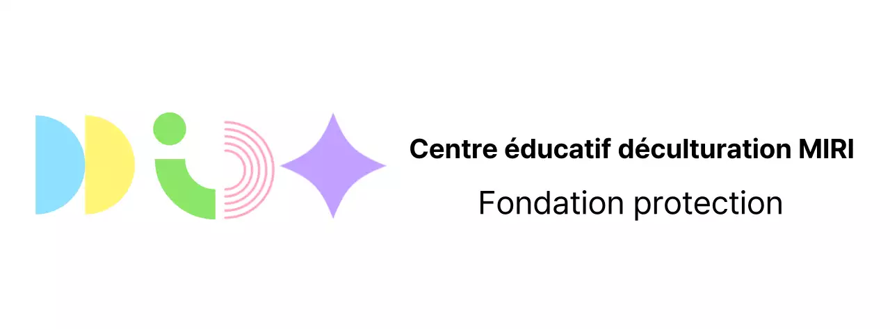 Logo pour la conception d'un centre culturel en géométrie