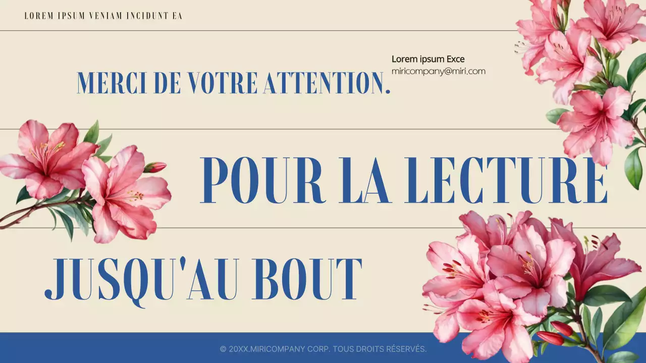 Présentation florale printanière simple et sentimentale en bleu et ivoire