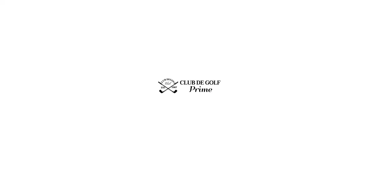 Clubs de golf avec le logo du club de golf pour un look élégant