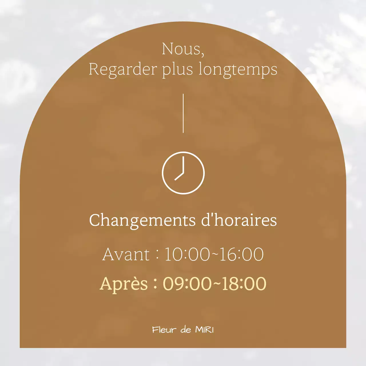 Annonce moderne des heures d'ouverture en blanc et en brun