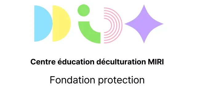 Logo pour la conception d'un centre culturel en géométrie