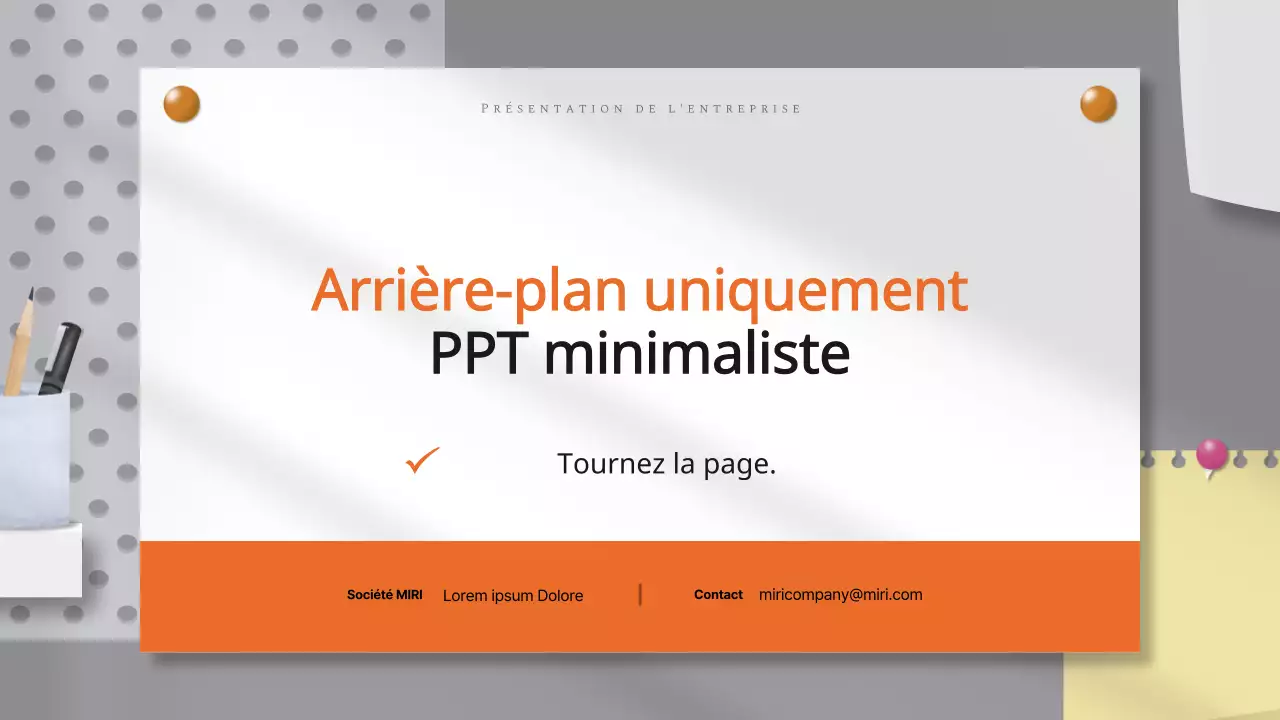 Une introduction sur fond simple d'orange et de gris