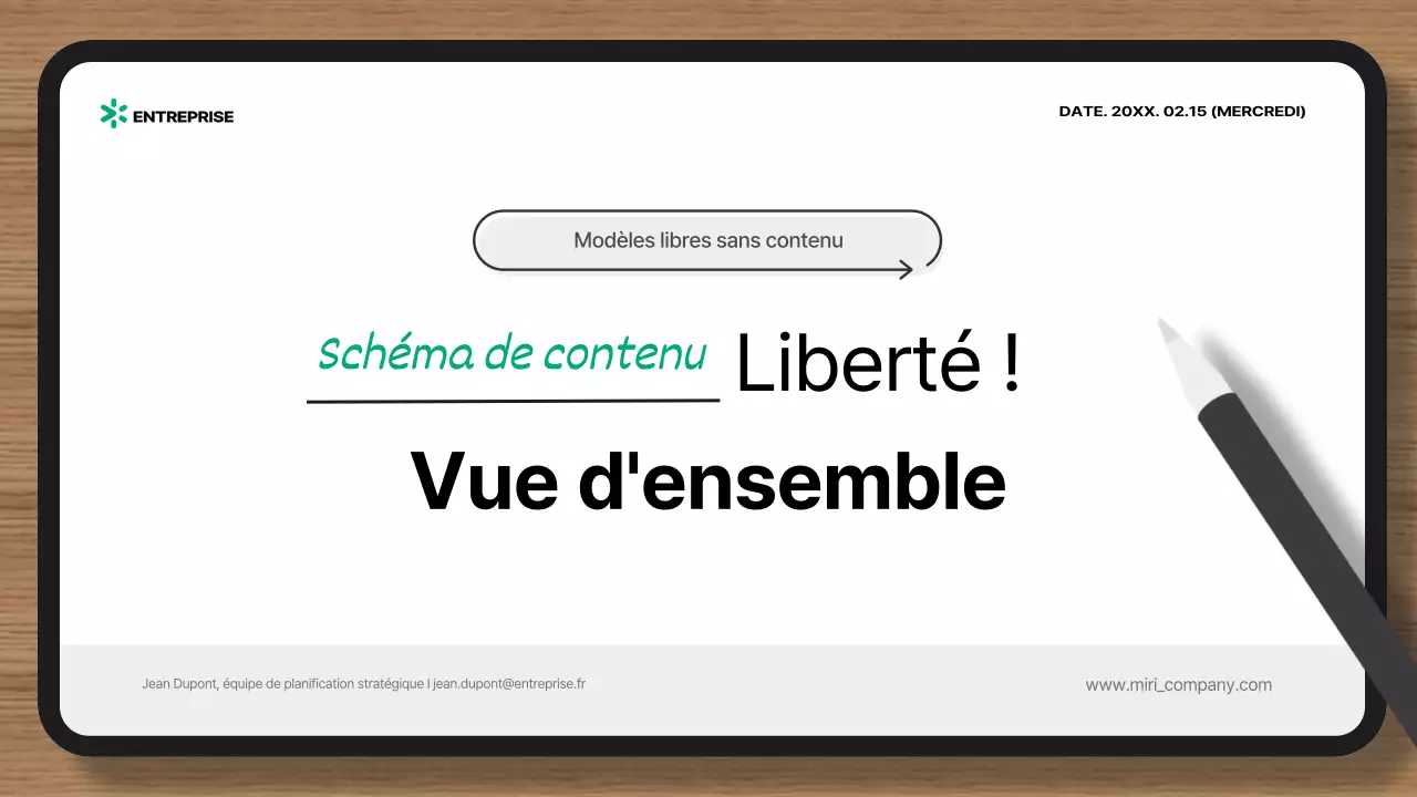Présentation avec un simple fond vert et gris et des éléments uniquement