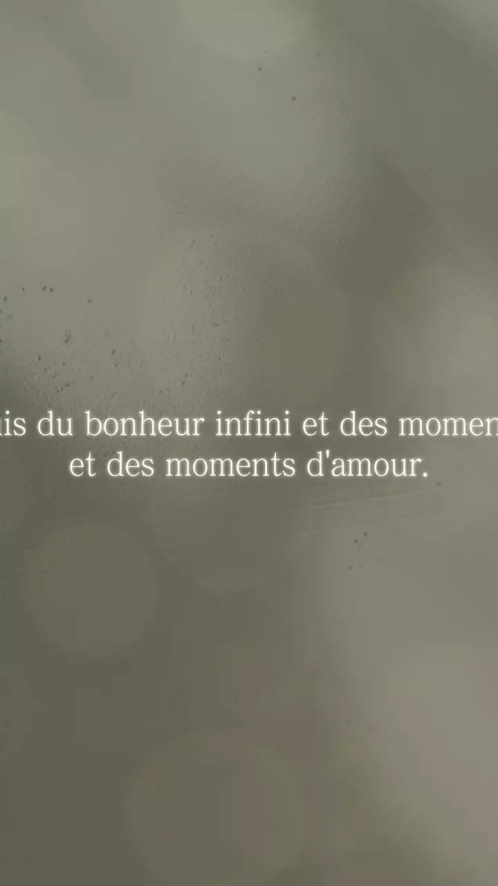 Vidéo apéritive beige simple et facile à réaliser