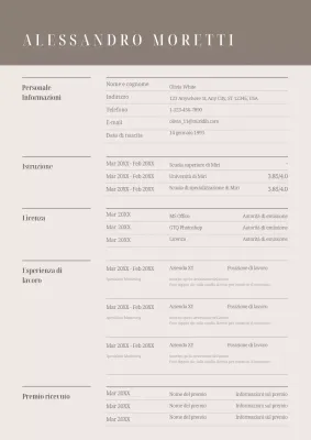 Informazioni semplici sul curriculum in beige e rosa
