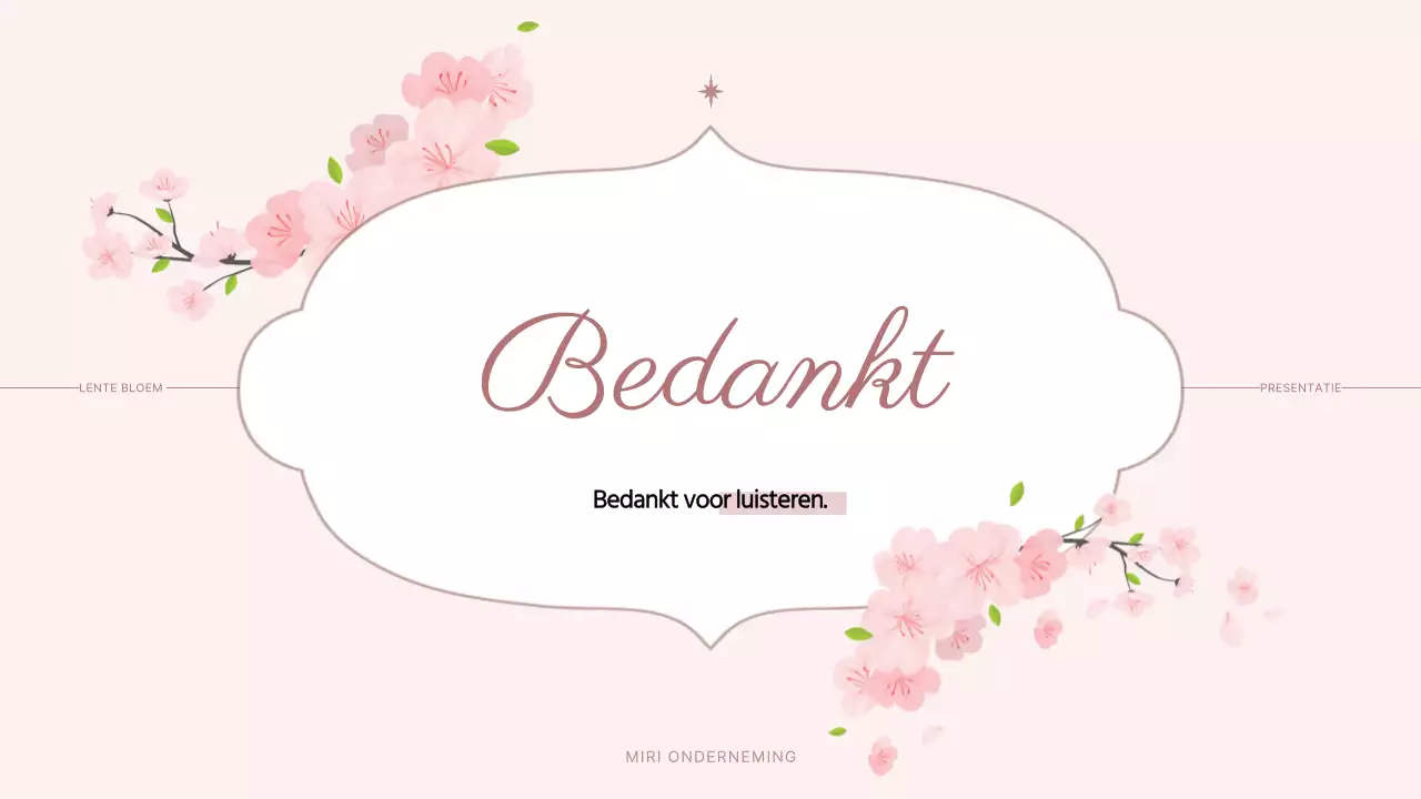 Mooie voorjaarsbloemen in roze en witte presentatie