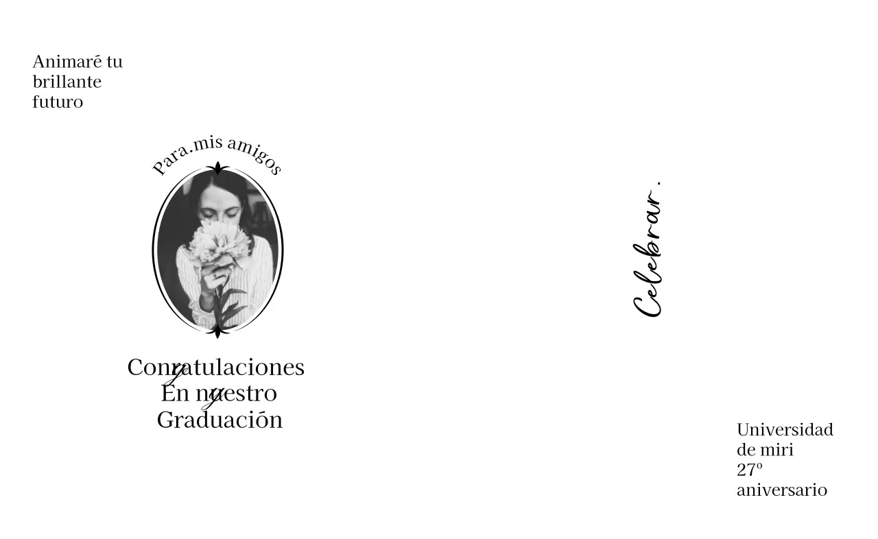 Graduación con un toque de clase con flores y fotos