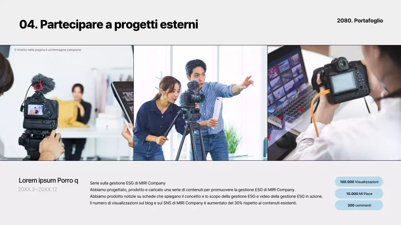 Un semplice portfolio per persone in cerca di lavoro, in bianco e azzurro.