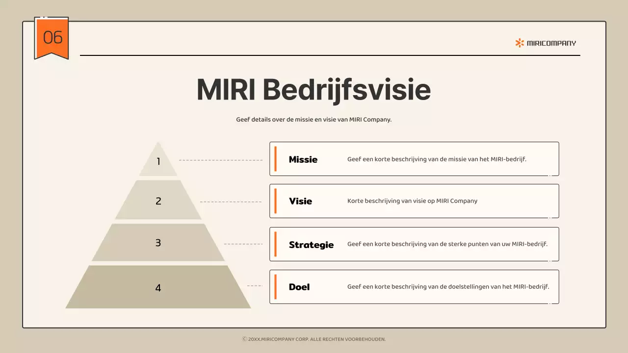 Eenvoudig infografisch bedrijfsprofiel in beige en oranje