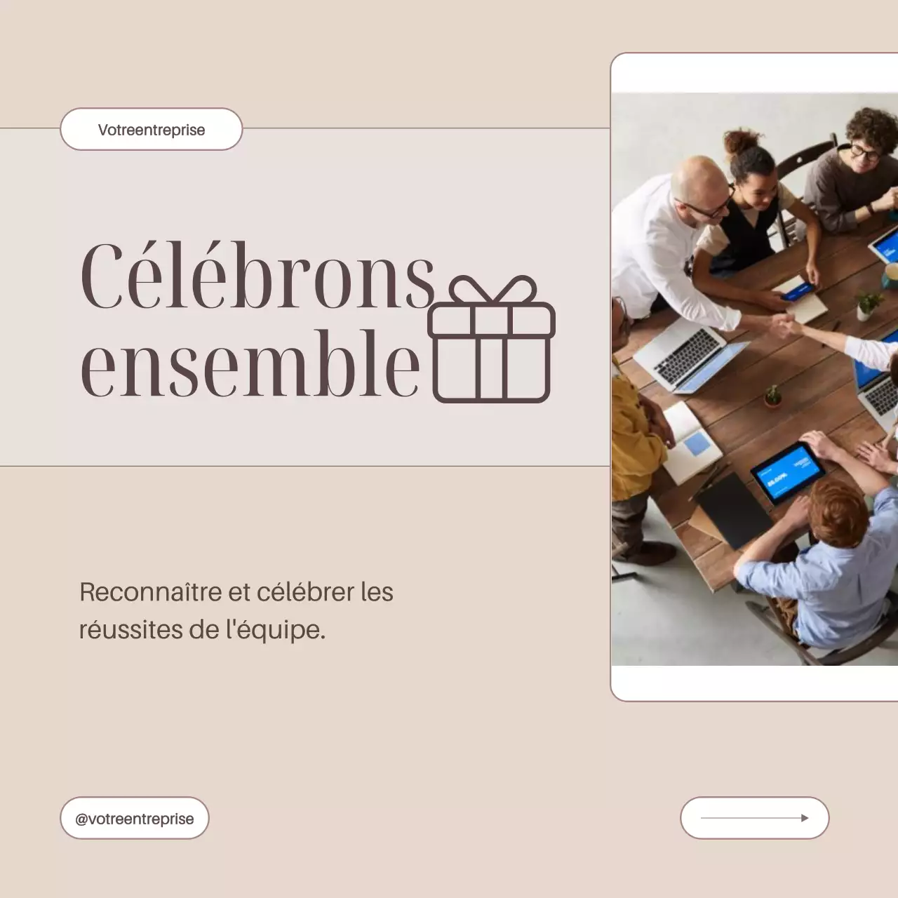 Guide de construction d'équipe dans un bureau beige et brun