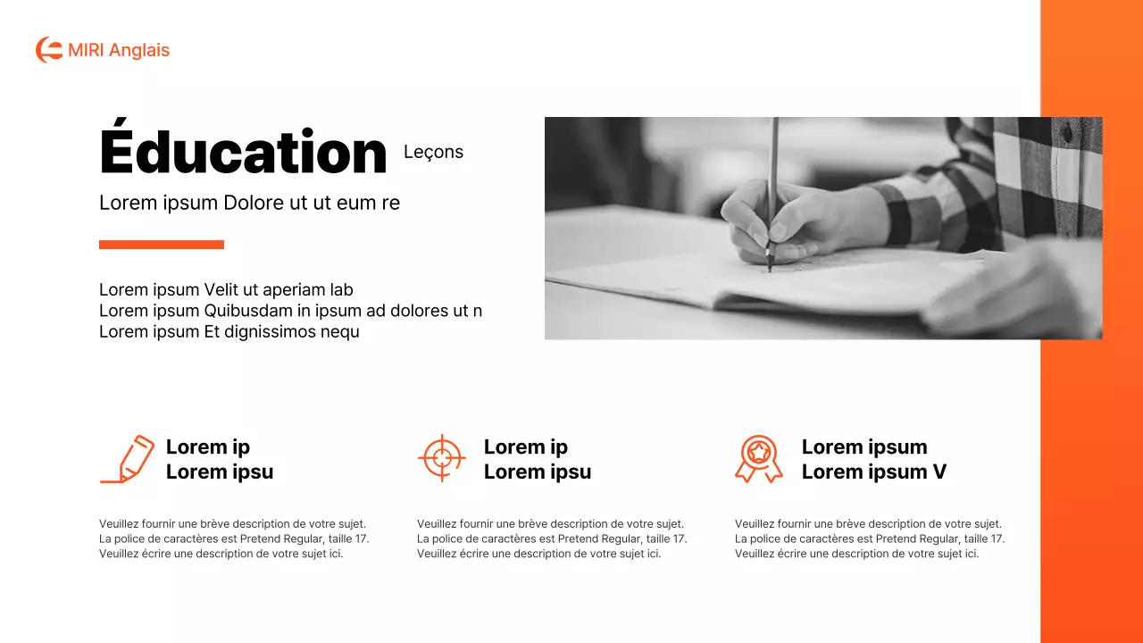 Un simple prospectus scolaire orange et blanc