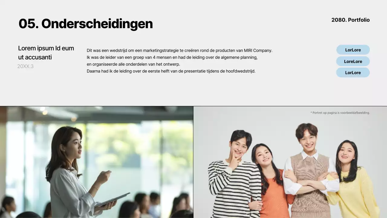 Een eenvoudige portfolio voor werkzoekenden in wit en lichtblauw