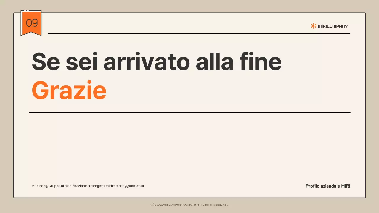 Profilo aziendale semplice e infografico in beige e arancione
