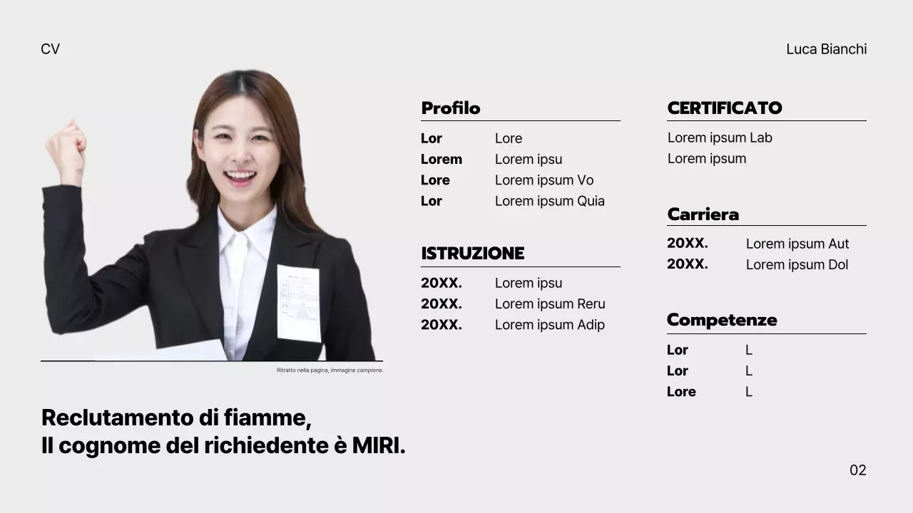 Un portfolio grigio e minimalista per chi cerca lavoro