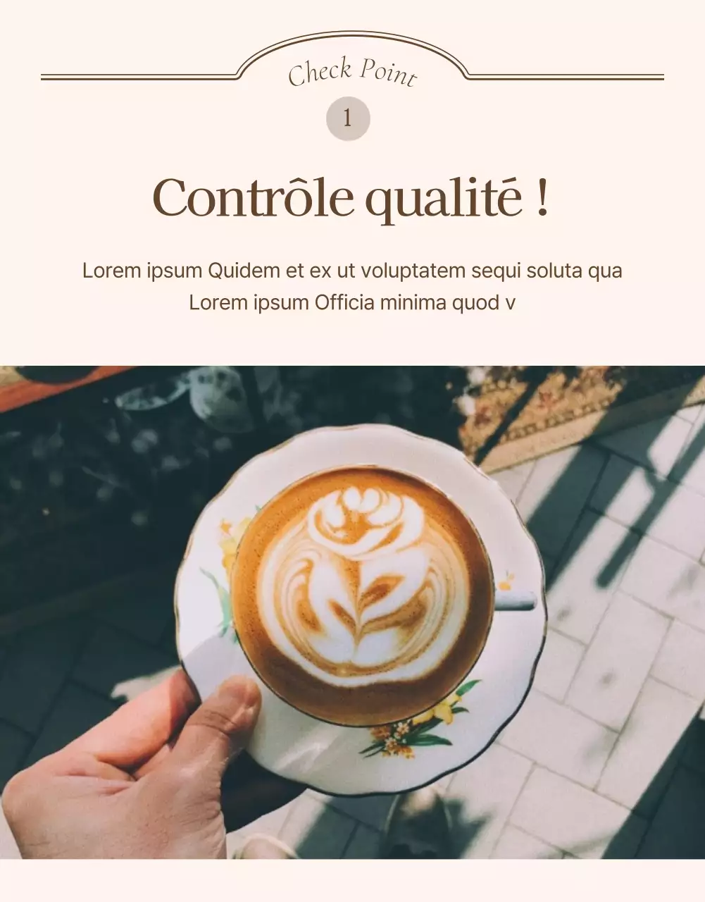 Promouvoir un concept de café-boulangerie vintage dans les tons ivoire et beige
