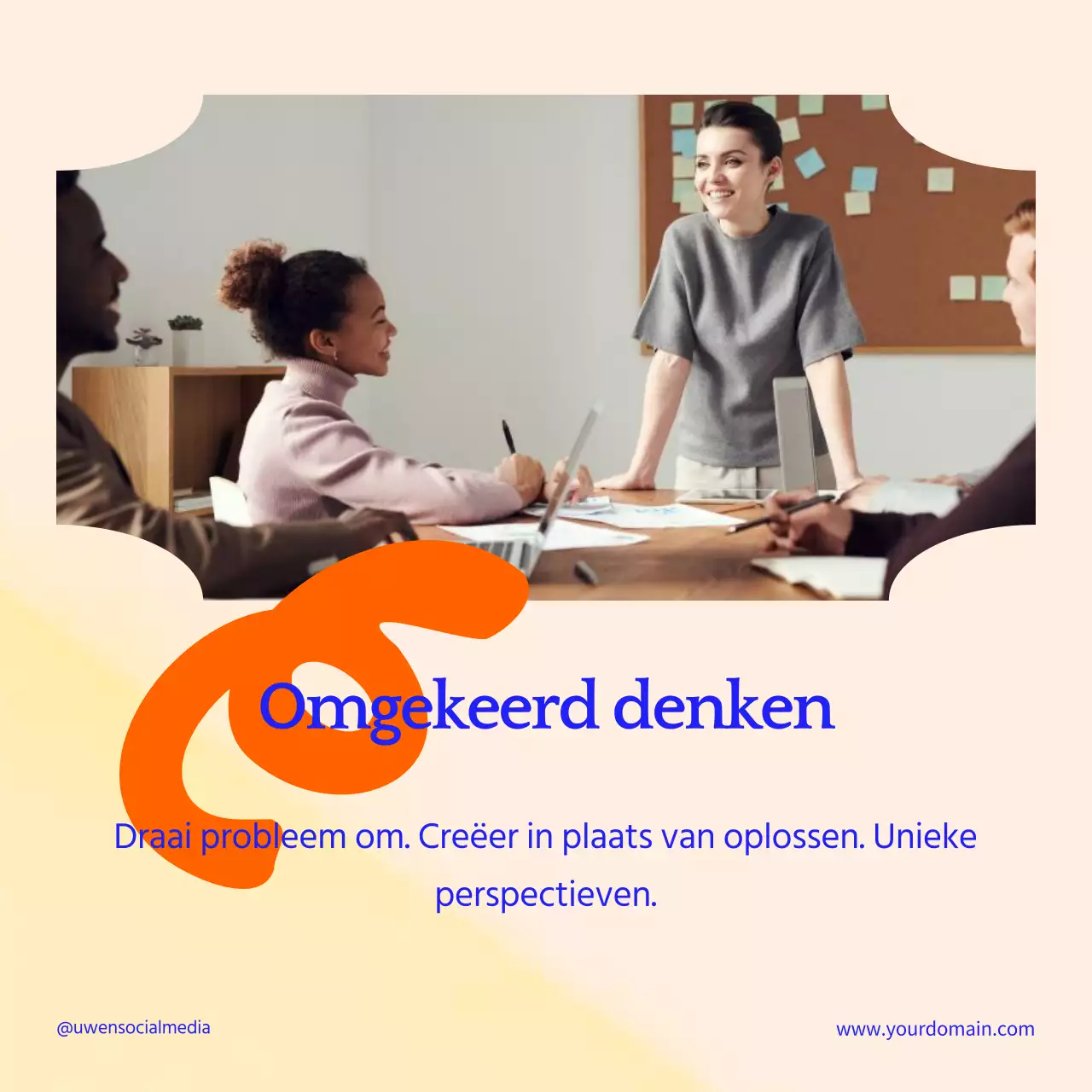 Oranje en Blauw Moderne Brainstormtechnieken Strategieën