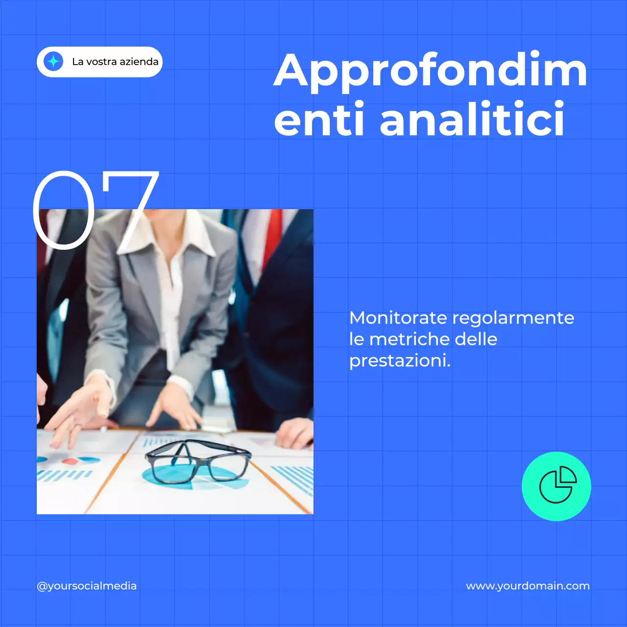 Guida alla strategia di social media marketing efficace e di tendenza in bianco e blu