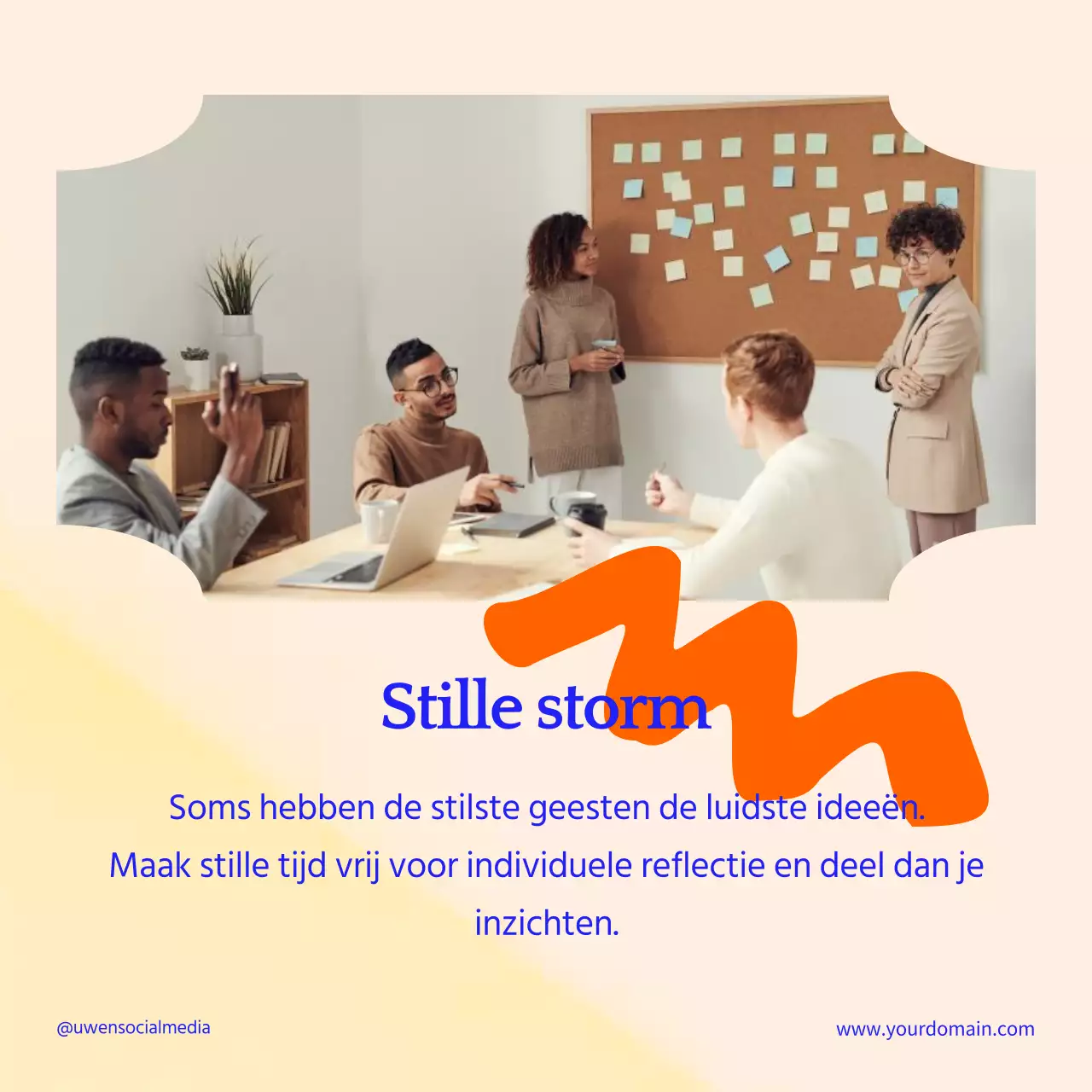 Oranje en Blauw Moderne Brainstormtechnieken Strategieën