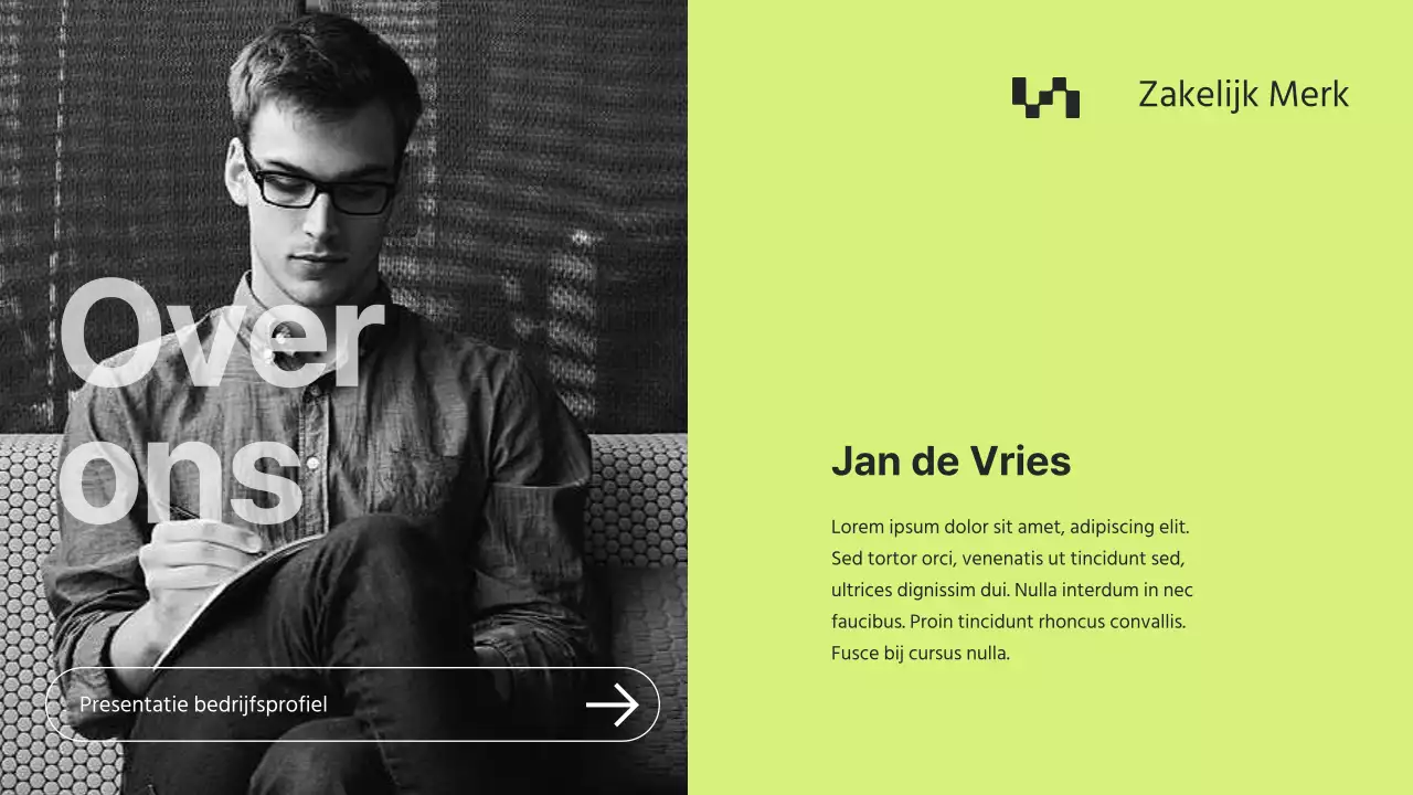 Grijs en Blauw Minimal Bedrijfsprofiel