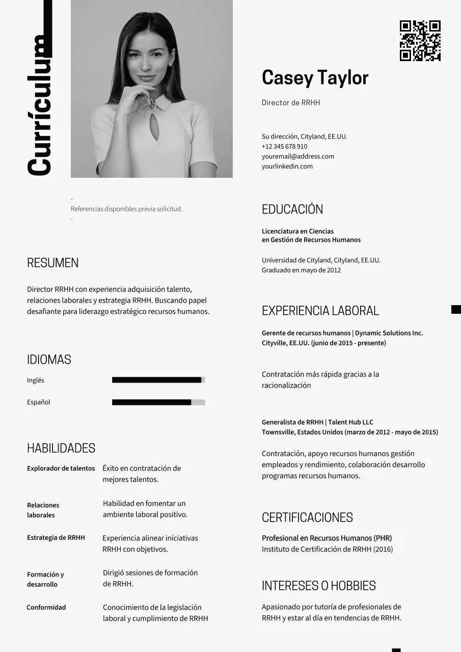 Currículum vitae gris minimalista de director de recursos humanos