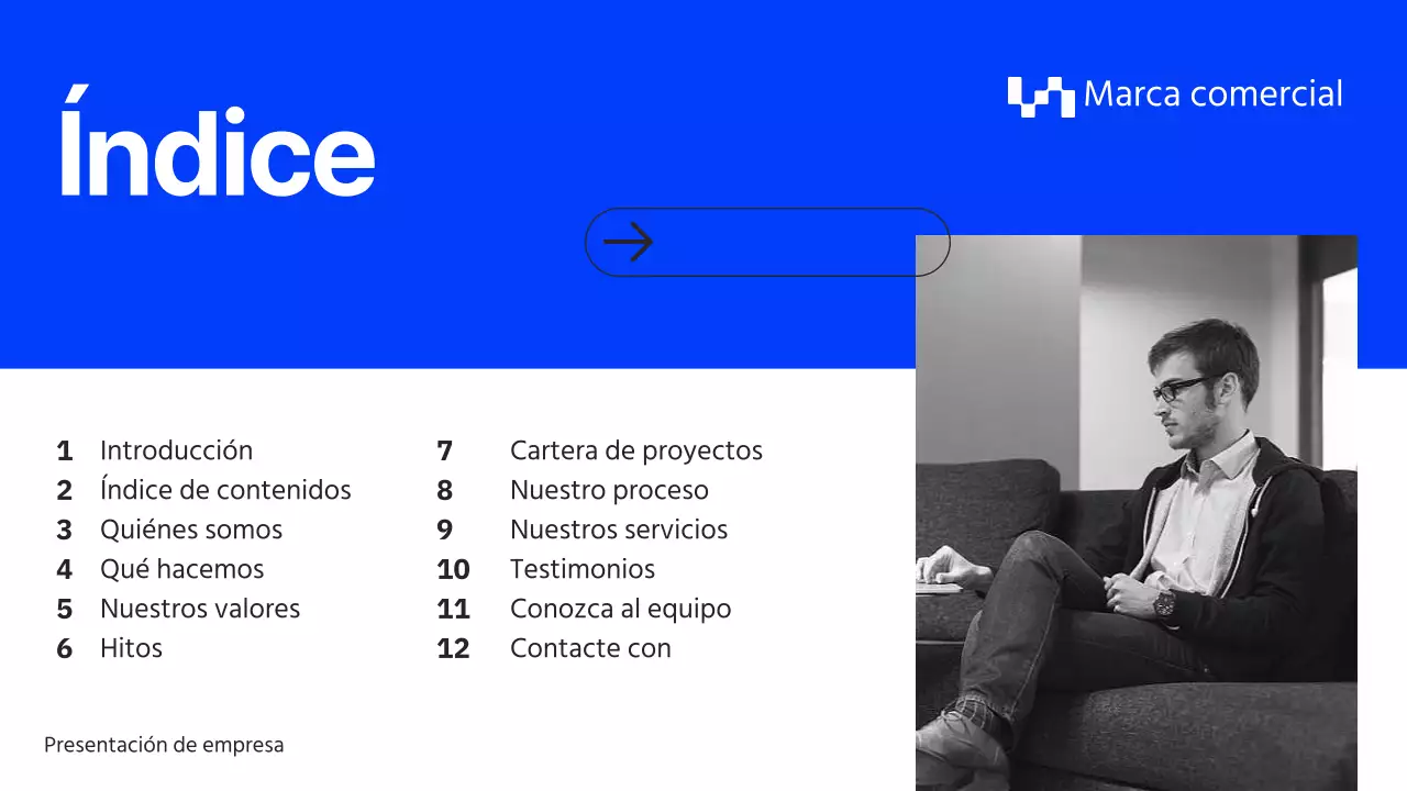 Perfil de la empresa Grey and Blue Minimal