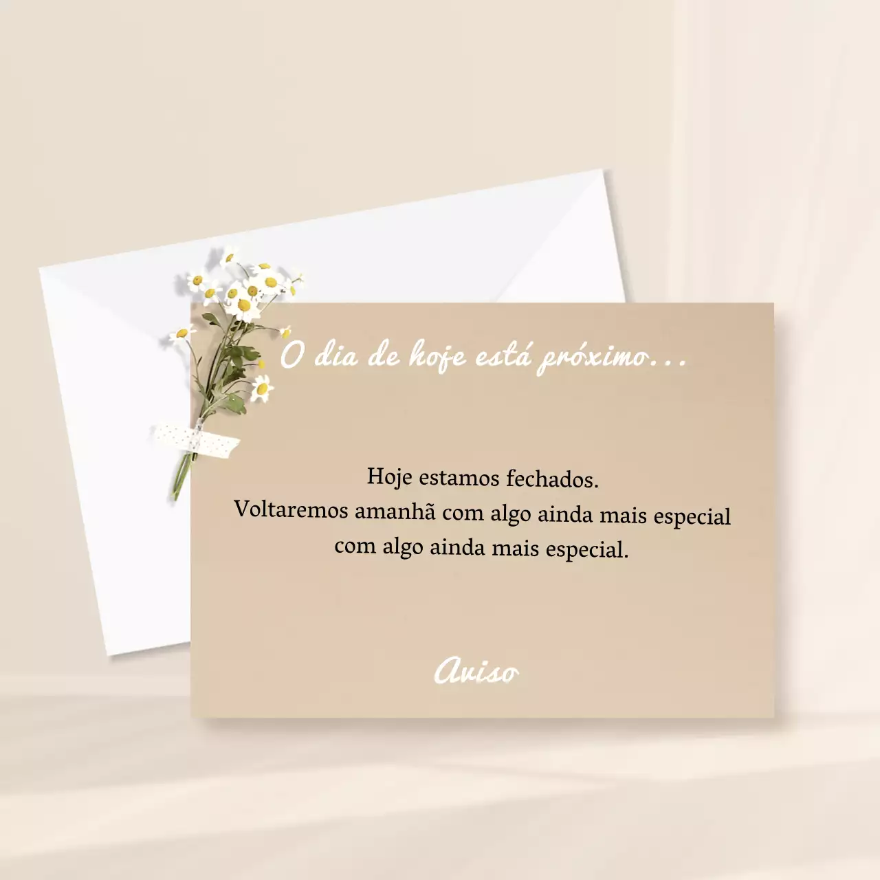 Um simples aviso de fecho de café bege e branco