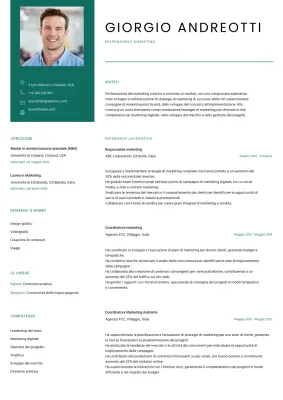 Bianco Verde Minimal Clean Professionale Marketing Manager Modello di curriculum vitae
