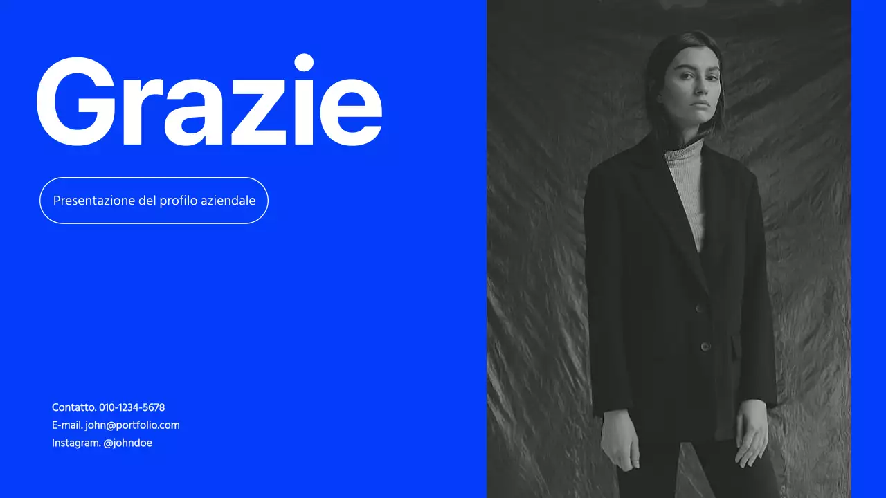 Profilo aziendale di Grey and Blue Minimal