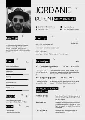 Gris Minimal Simple Graphic Designer CV Resume
