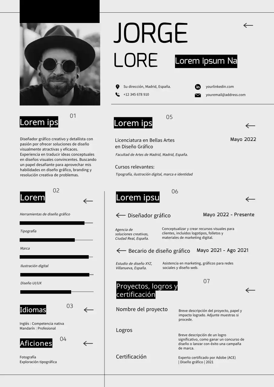 Gris Minimal Simple Graphic Designer CV Resume