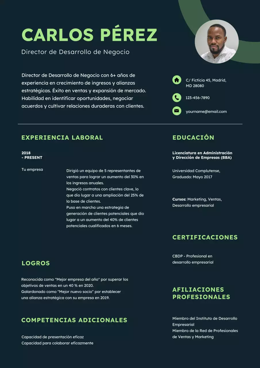 Green Modern Business Development Manager Curriculum vitae
