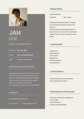 Grijs Modern Project Coördinator C.V.