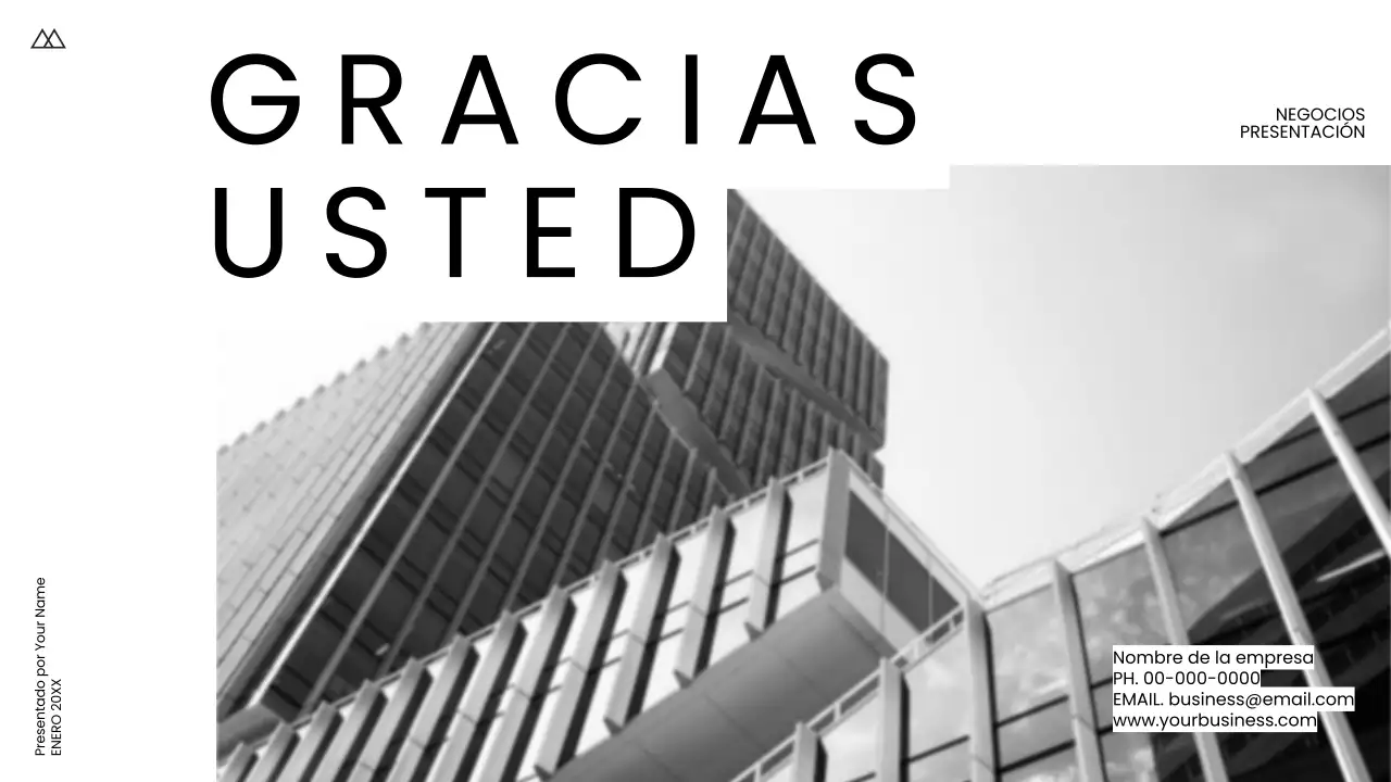 Blanco y negro Minimal Simple Business Product Pitch