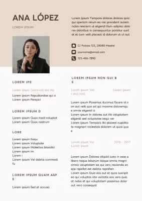 Blanco y beige Simple Accountant Resume