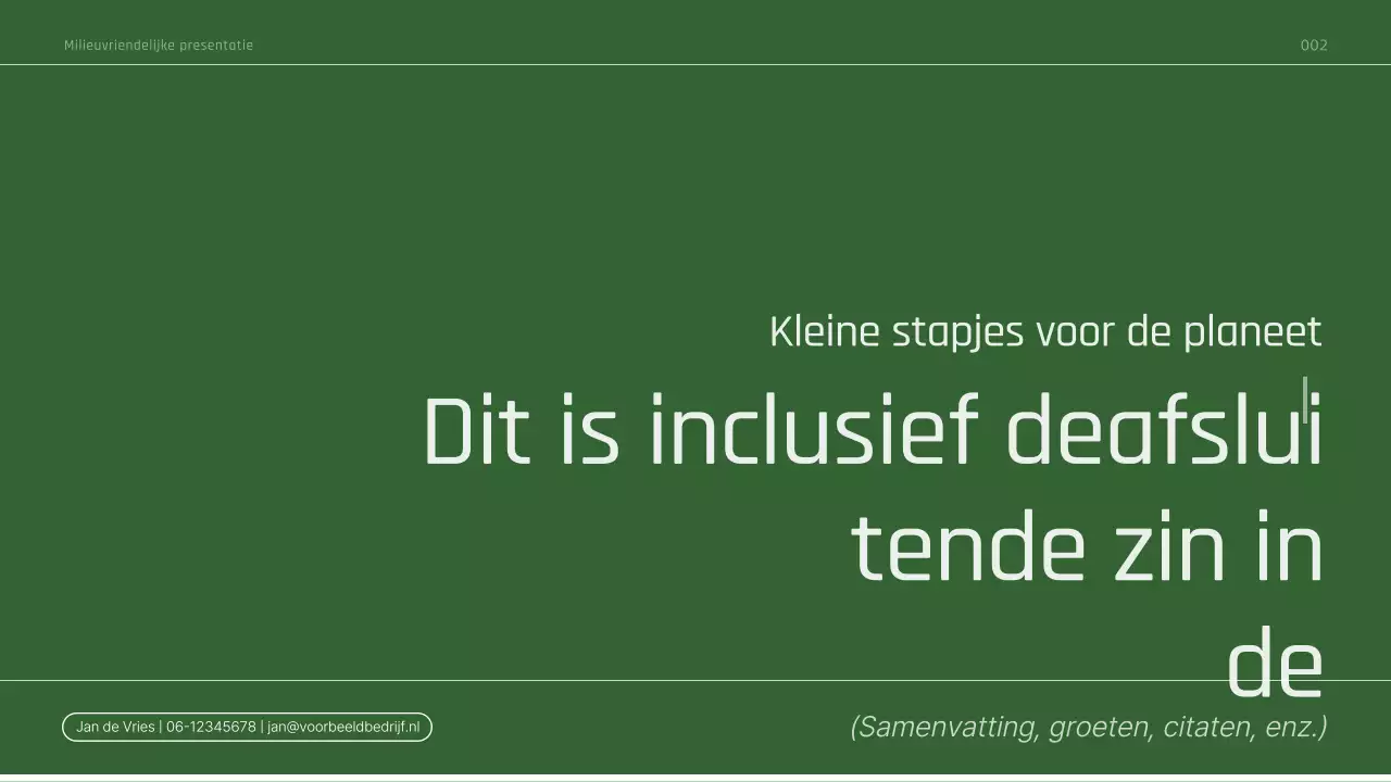 Een modern groen rapport in groen en ivoor